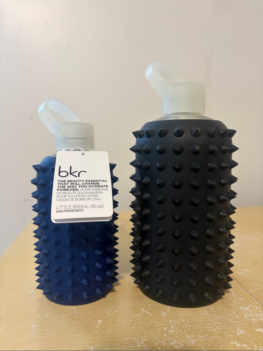 BKR Glass Water Bottle Silicone Spiked Fifth Avenue Sleeves 16oz 32oz